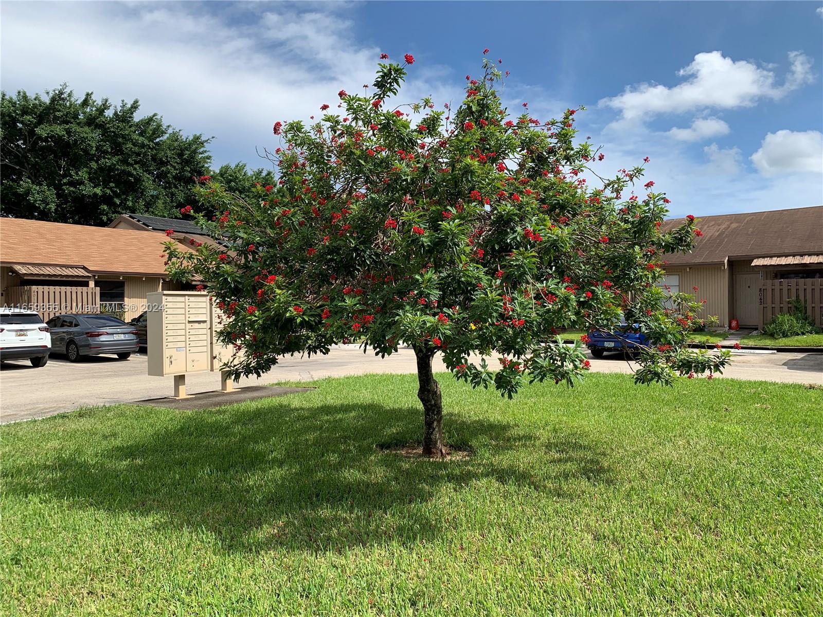 ARROWHEAD GOLF AND TENNIS - Residential Lease