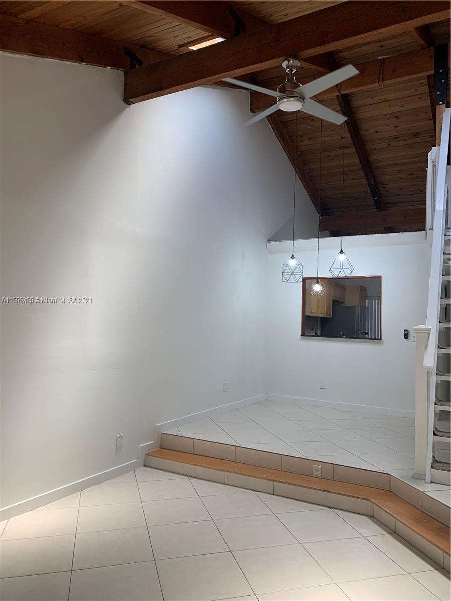 ARROWHEAD GOLF AND TENNIS - Residential Lease