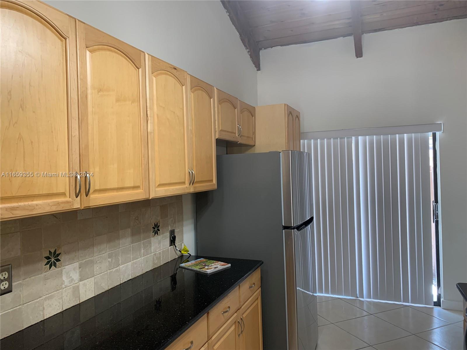 ARROWHEAD GOLF AND TENNIS - Residential Lease