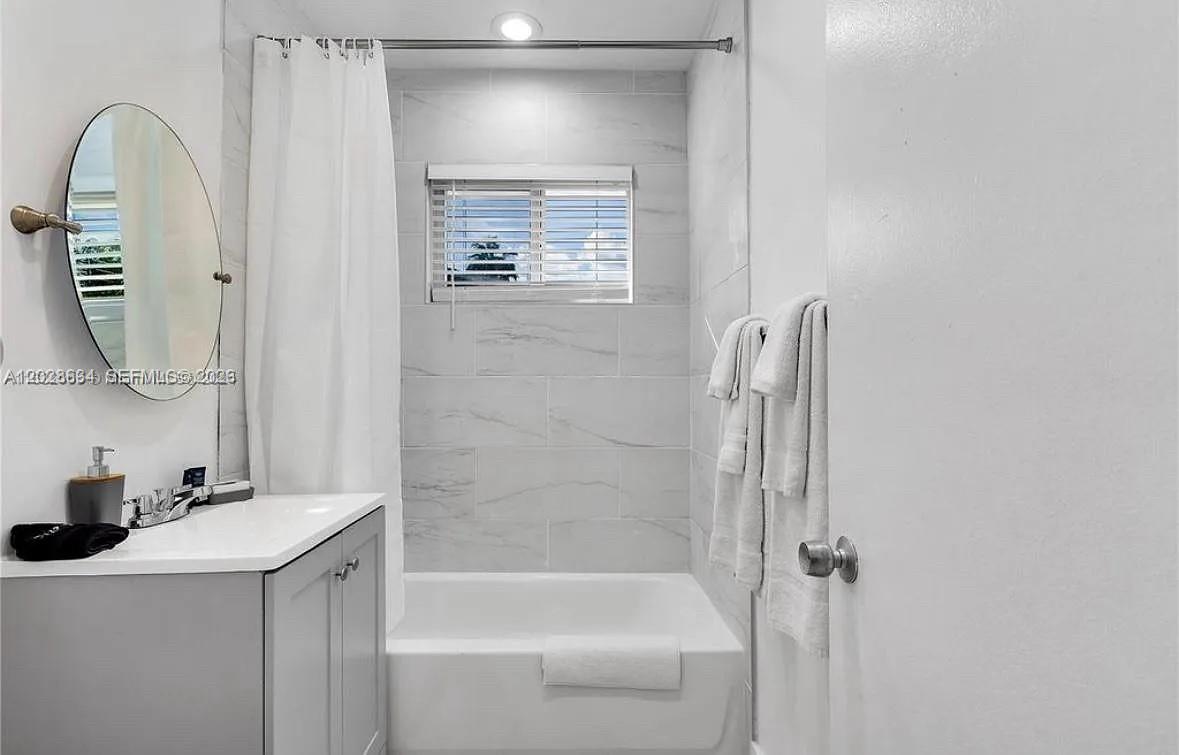 DRIFTWOOD ESTATES NO 12 - Residential Lease