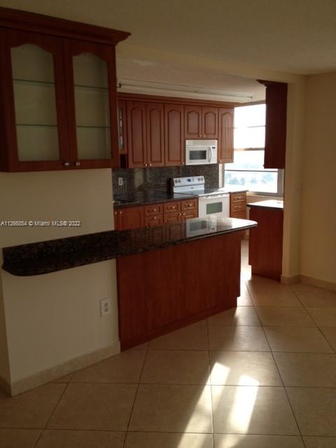 DEL PRADO MARINA - Residential Lease