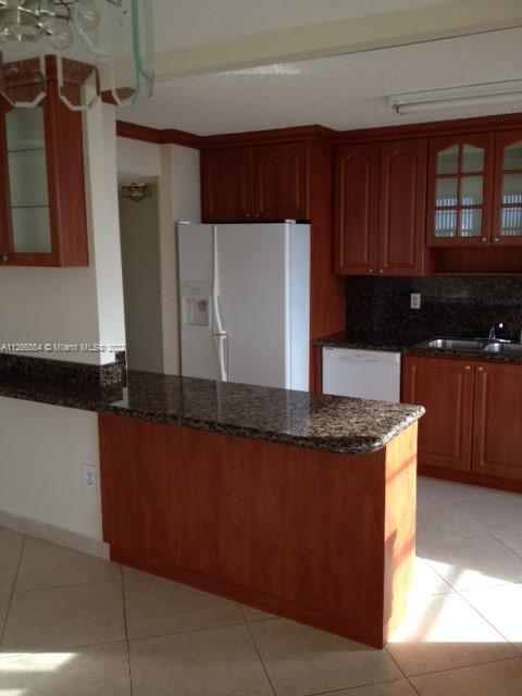 DEL PRADO MARINA - Residential Lease