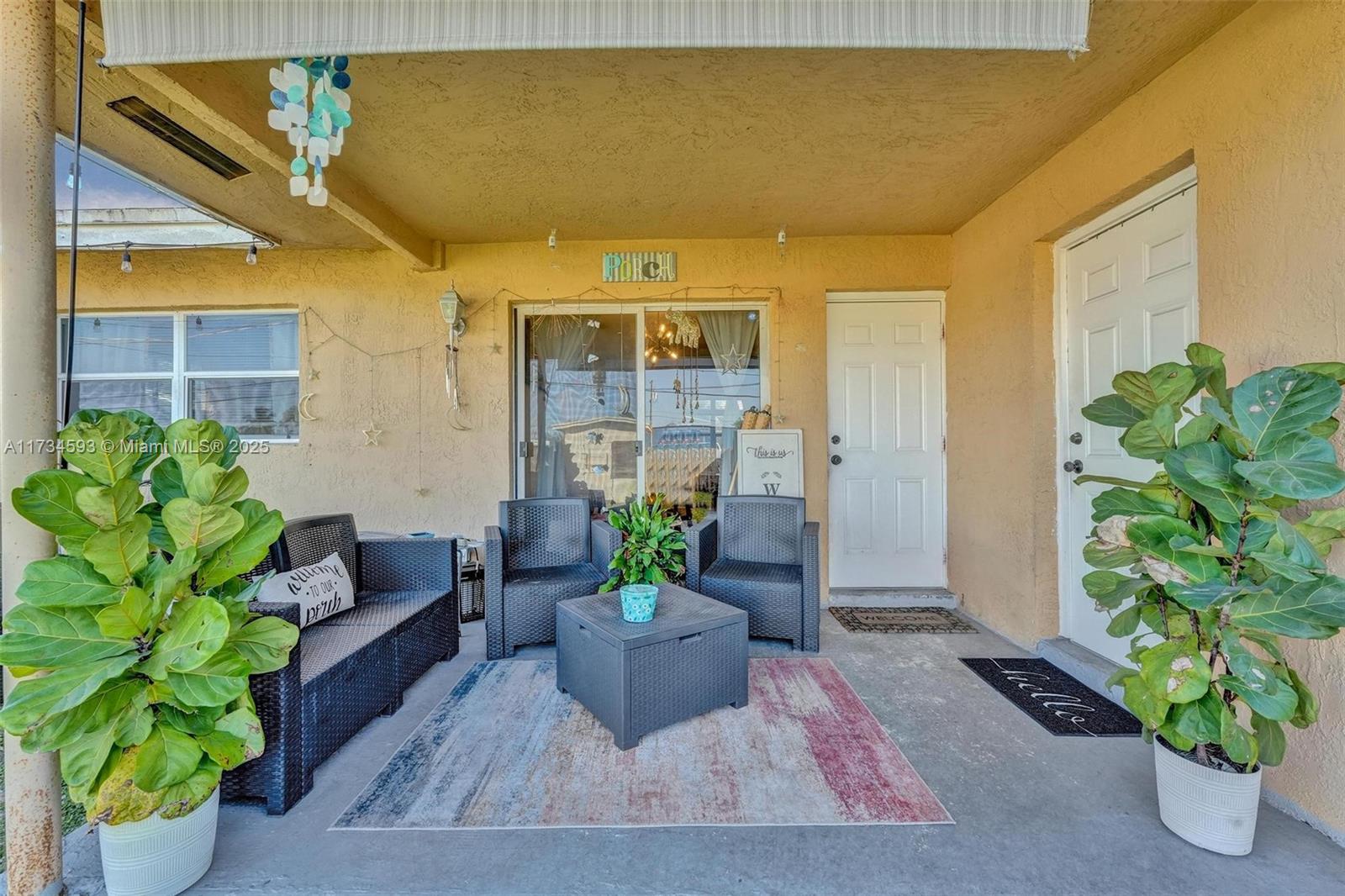 GOLD COAST TWIN VILLAS WE - Residential Income
