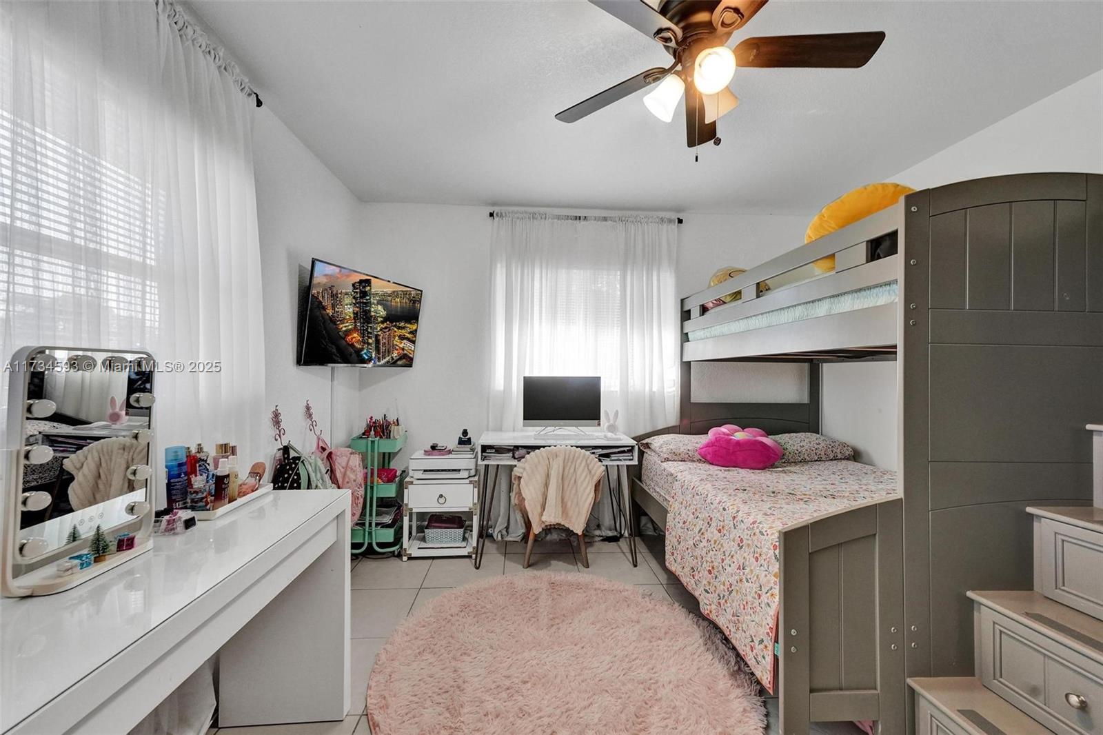 GOLD COAST TWIN VILLAS WE - Residential Income