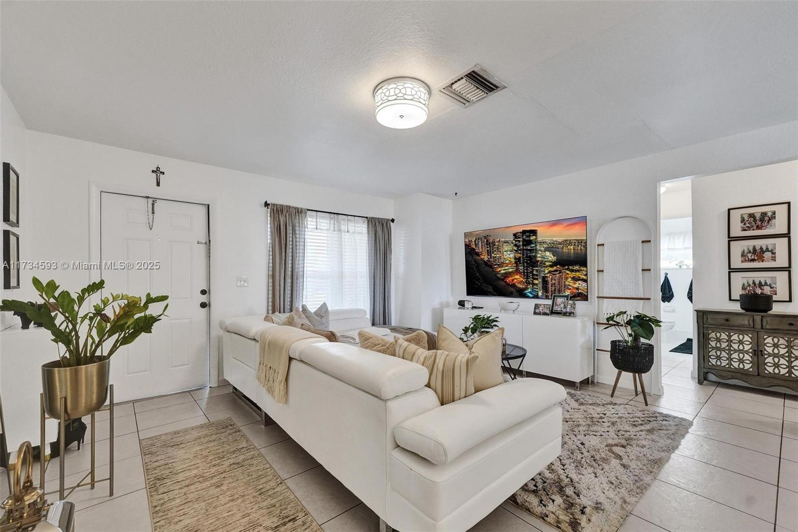 GOLD COAST TWIN VILLAS WE - Residential Income