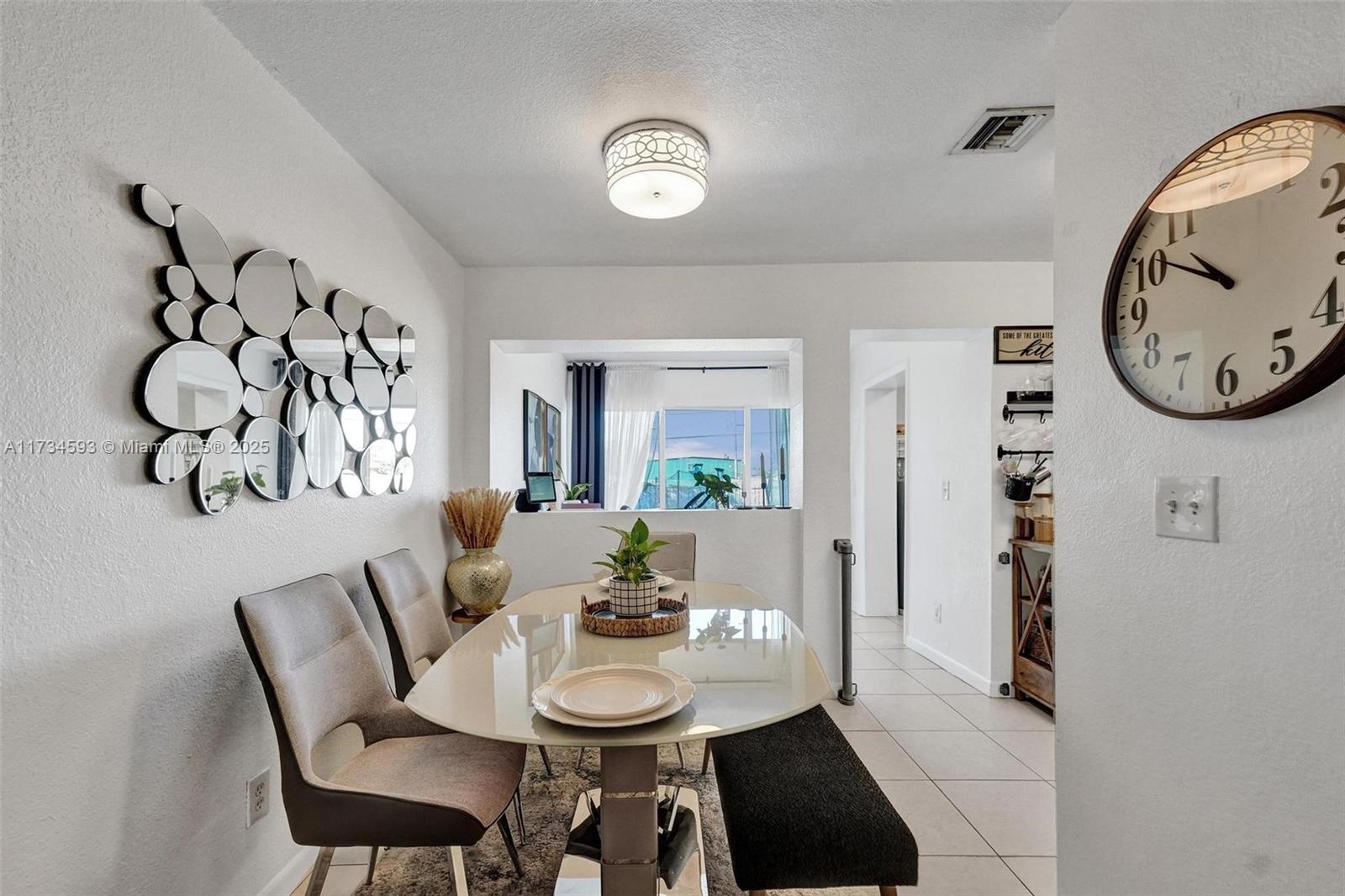 GOLD COAST TWIN VILLAS WE - Residential Income