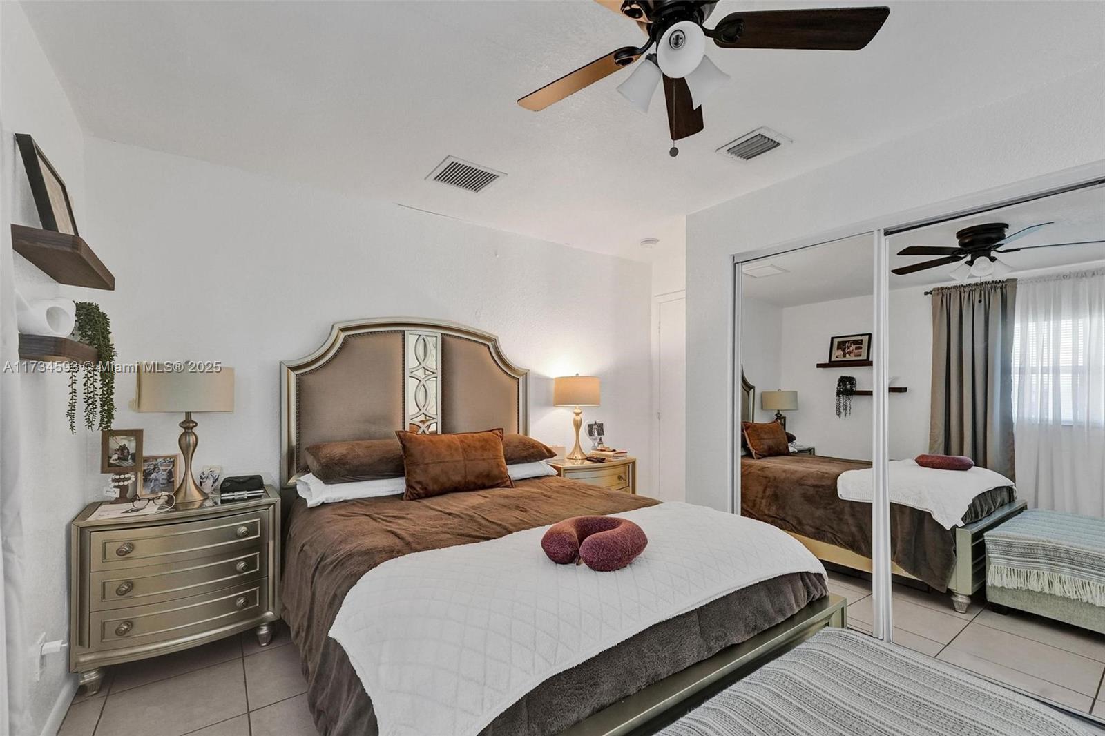 GOLD COAST TWIN VILLAS WE - Residential Income