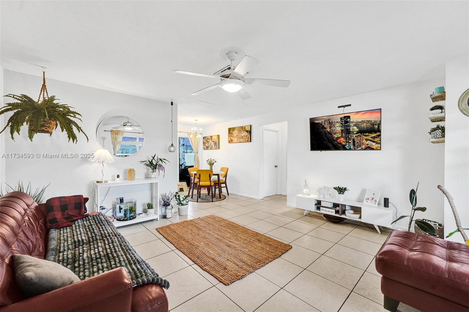 GOLD COAST TWIN VILLAS WE - Residential Income