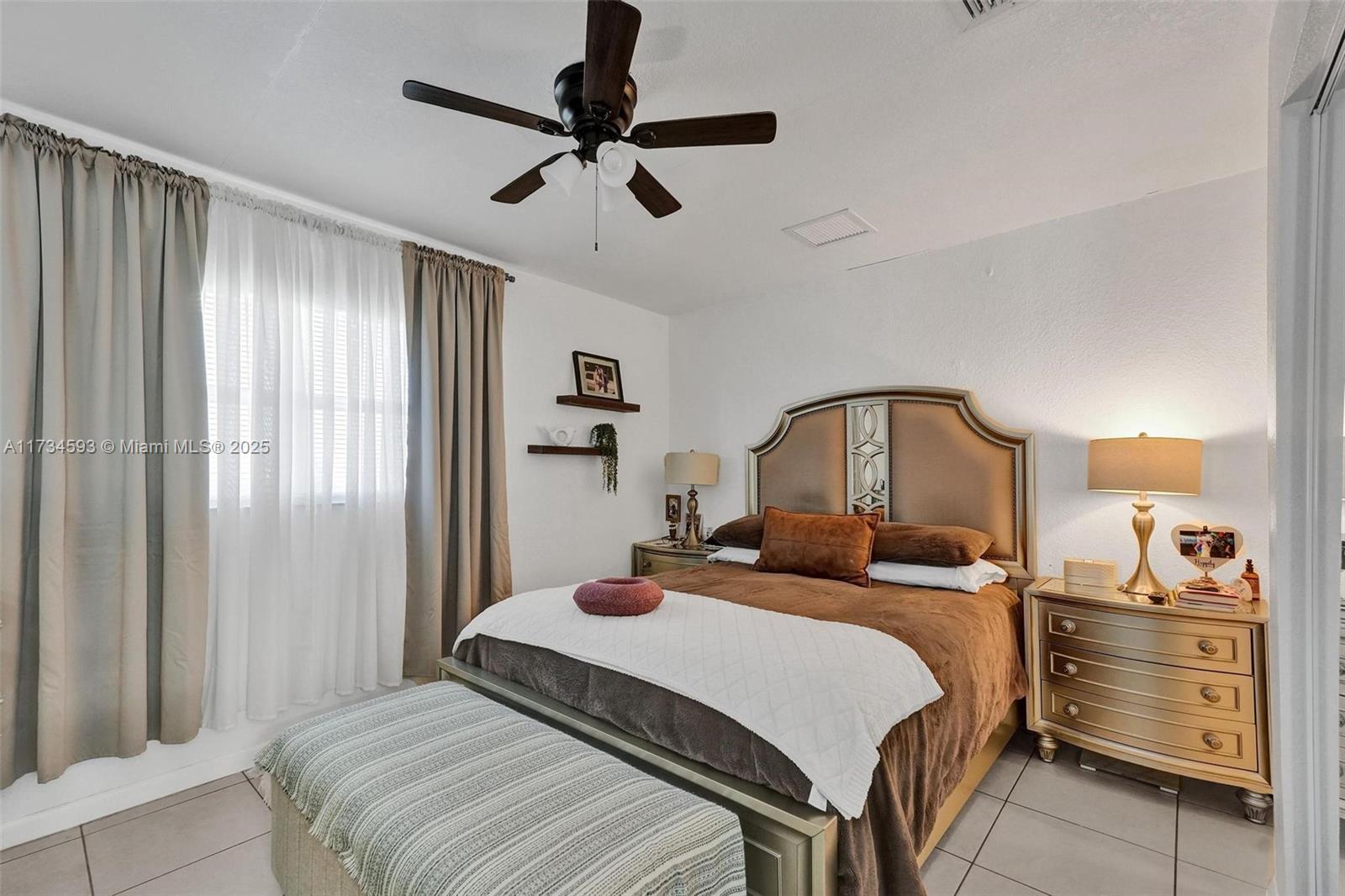 GOLD COAST TWIN VILLAS WE - Residential Income