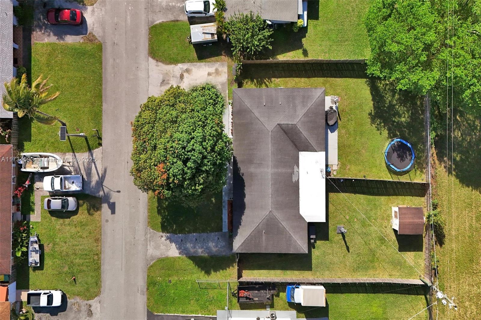 GOLD COAST TWIN VILLAS WE - Residential Income