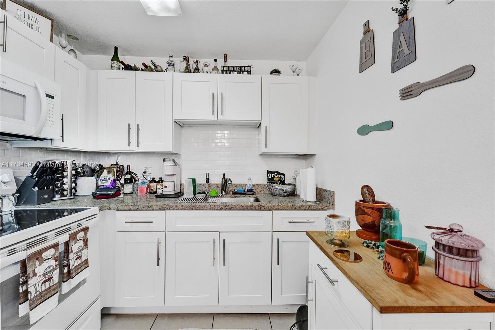 GOLD COAST TWIN VILLAS WE - Residential Income