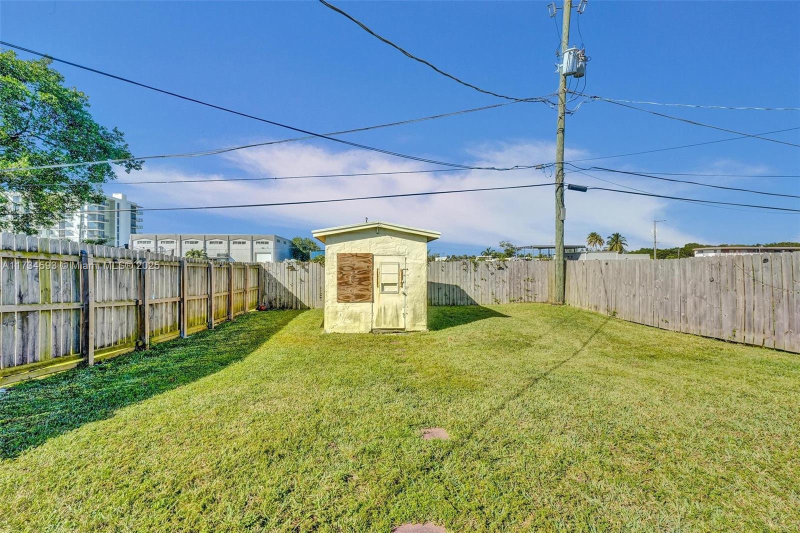 GOLD COAST TWIN VILLAS WE - Residential Income