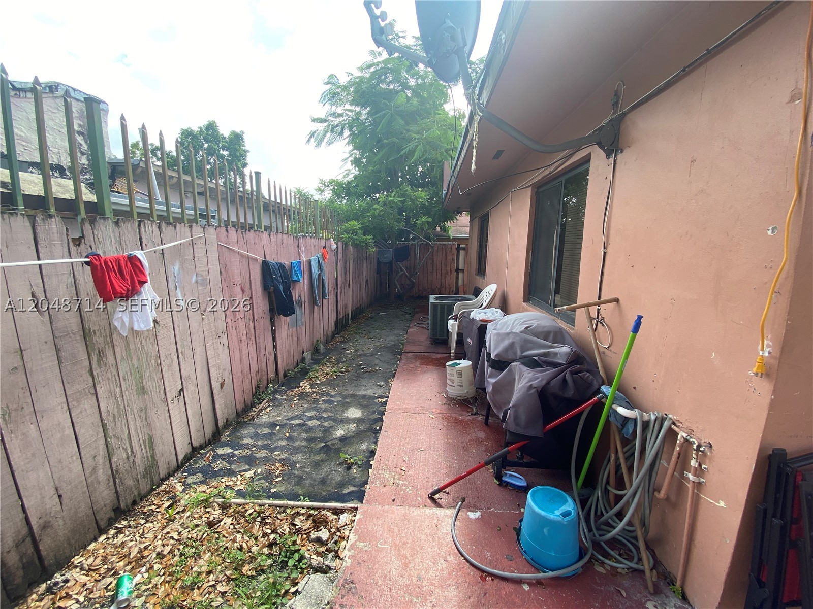 MUSA ISLE - Residential Lease