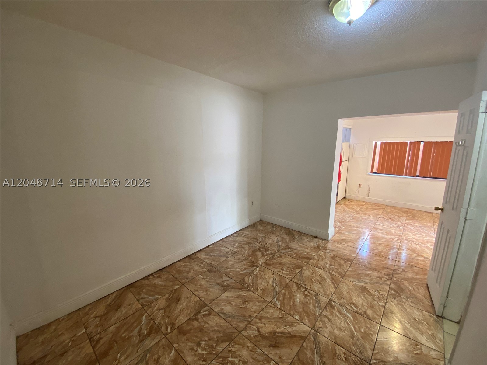 MUSA ISLE - Residential Lease