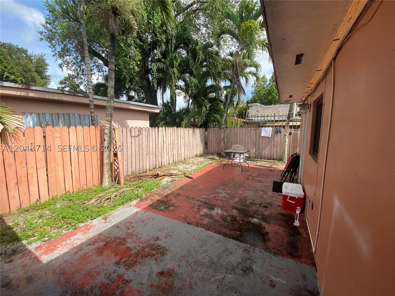 MUSA ISLE - Residential Lease
