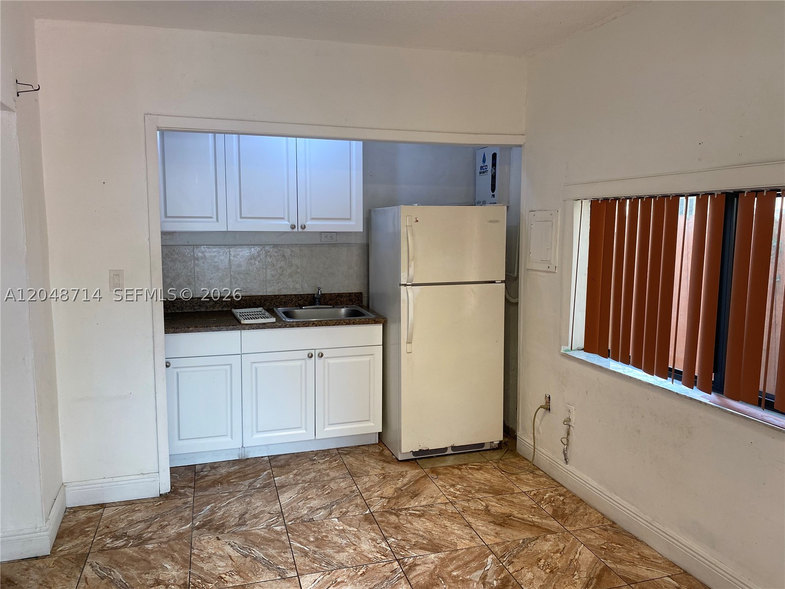 MUSA ISLE - Residential Lease