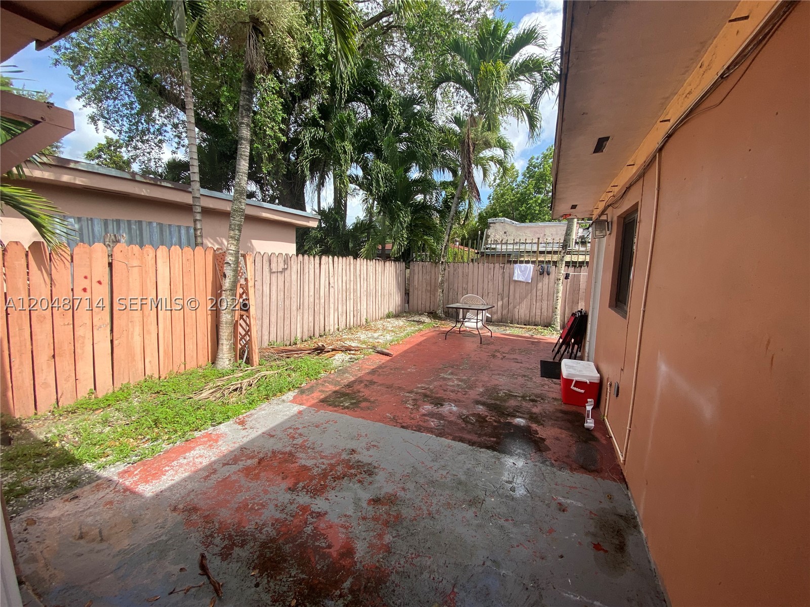MUSA ISLE - Residential Lease