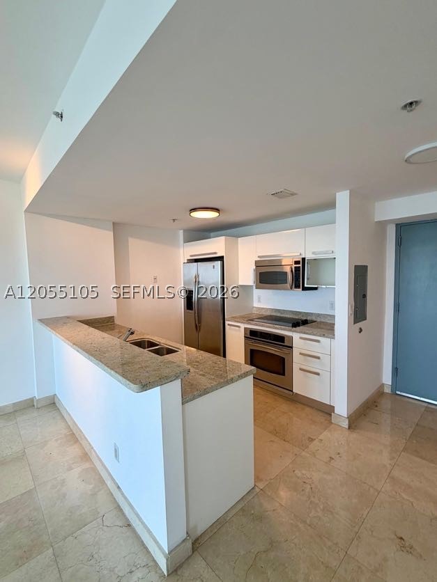 BLUE CONDO - Residential