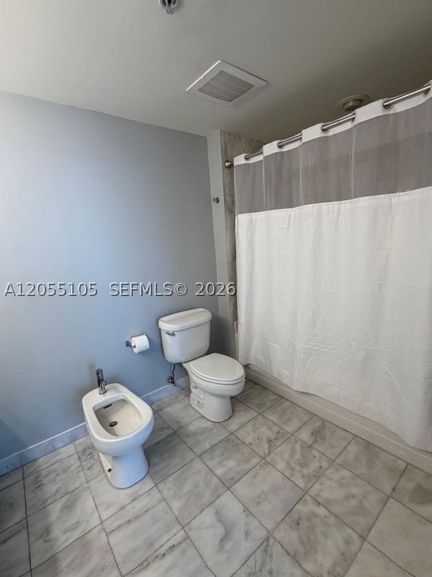 BLUE CONDO - Residential