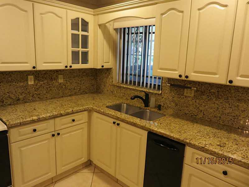 32 51 41 - Residential