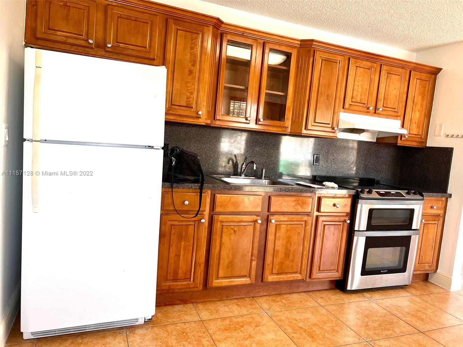 RIOS SUB - Residential Lease