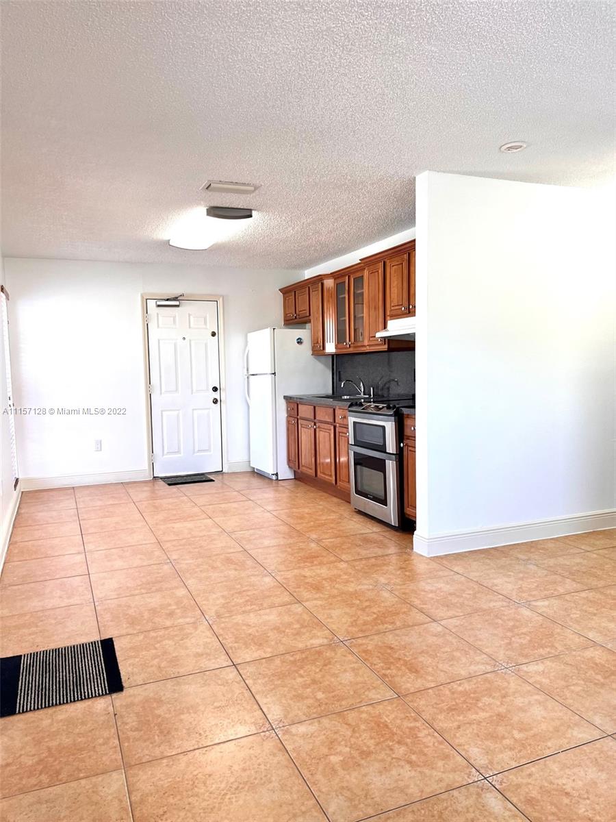 RIOS SUB - Residential Lease