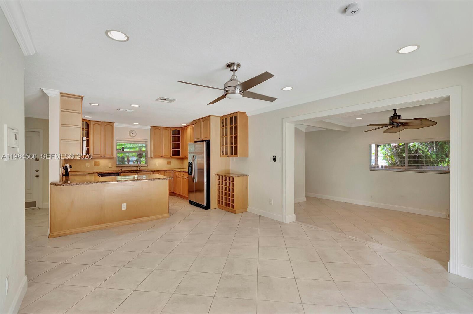 UNIVERSITY PARK COUNTRY C - Residential