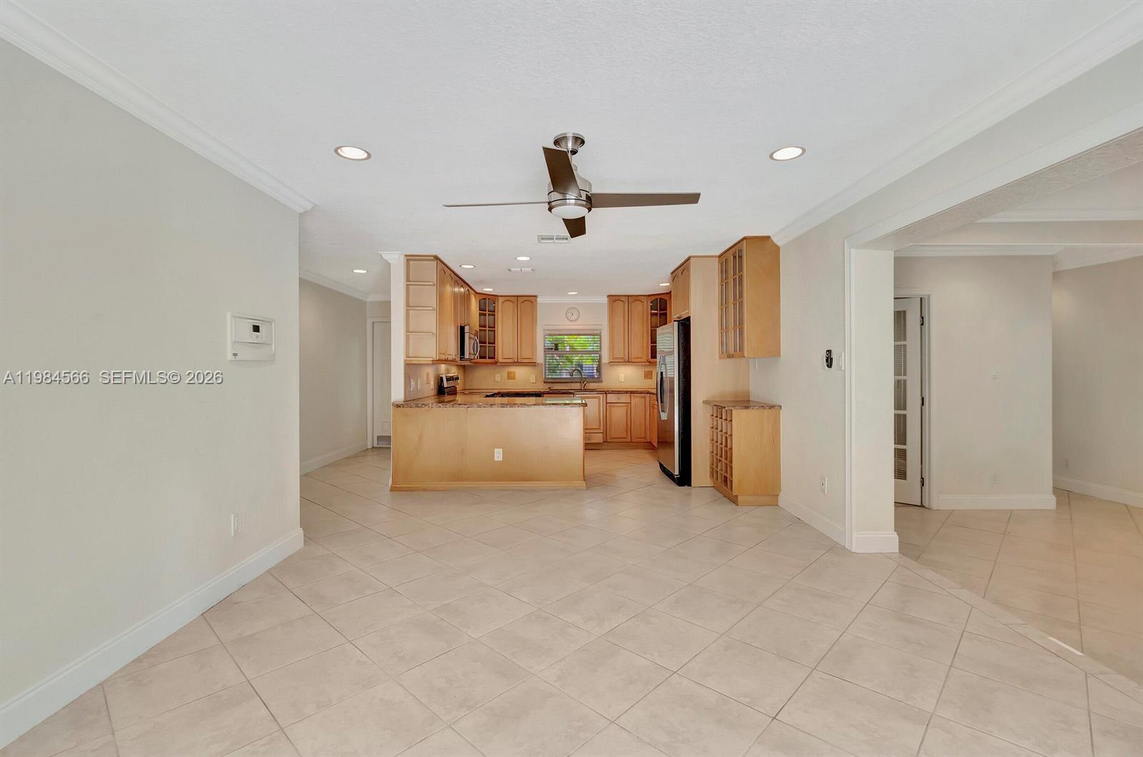 UNIVERSITY PARK COUNTRY C - Residential