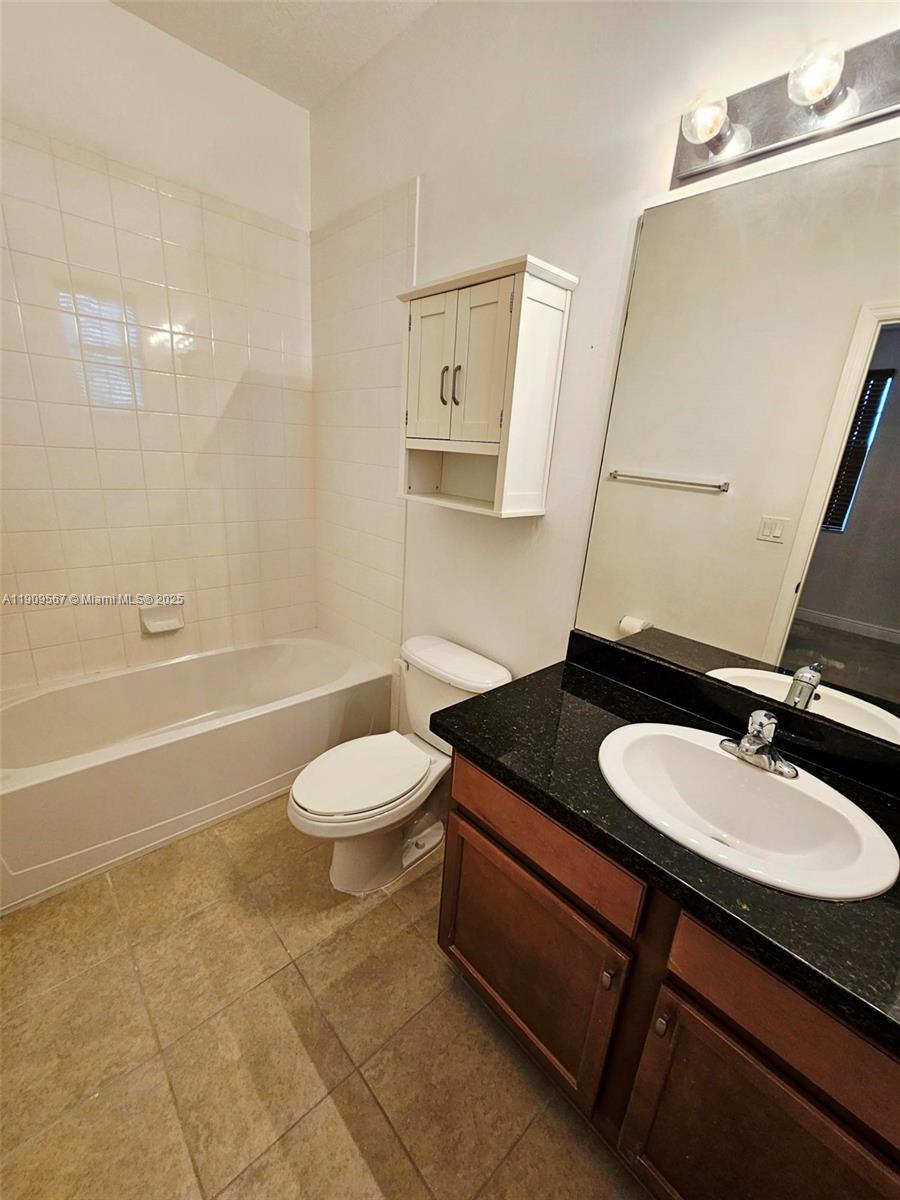 COBBLESTONE II CONDO - Residential