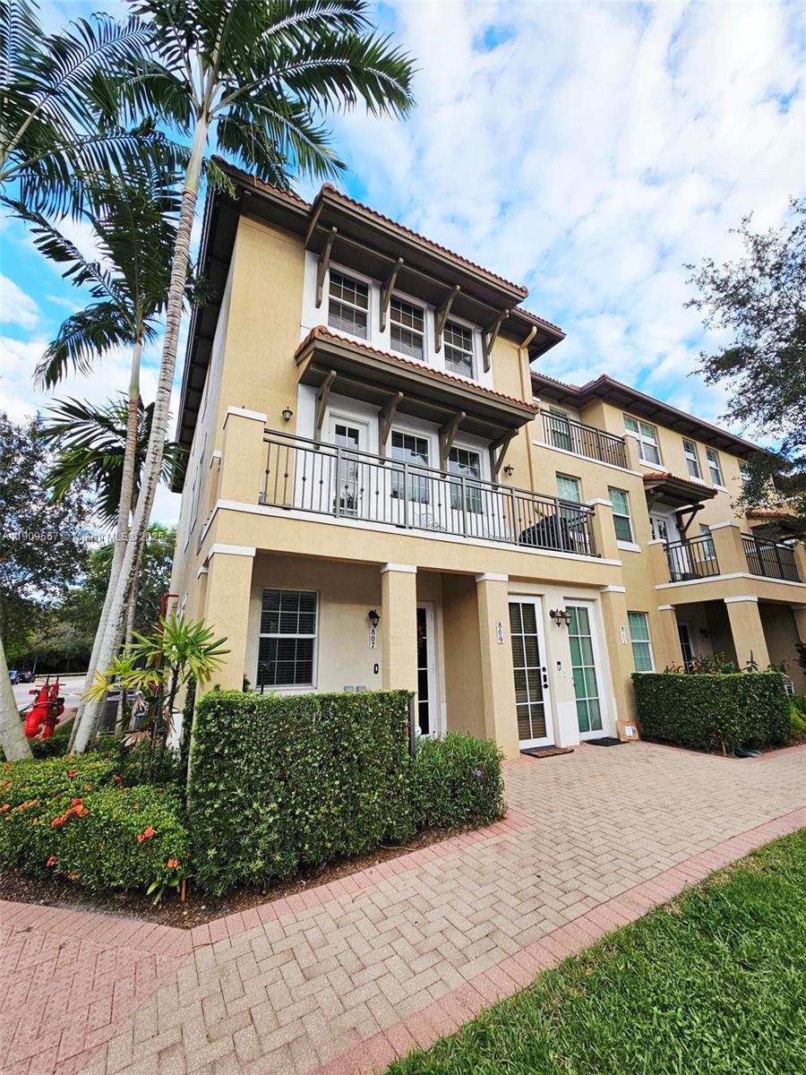 COBBLESTONE II CONDO - Residential