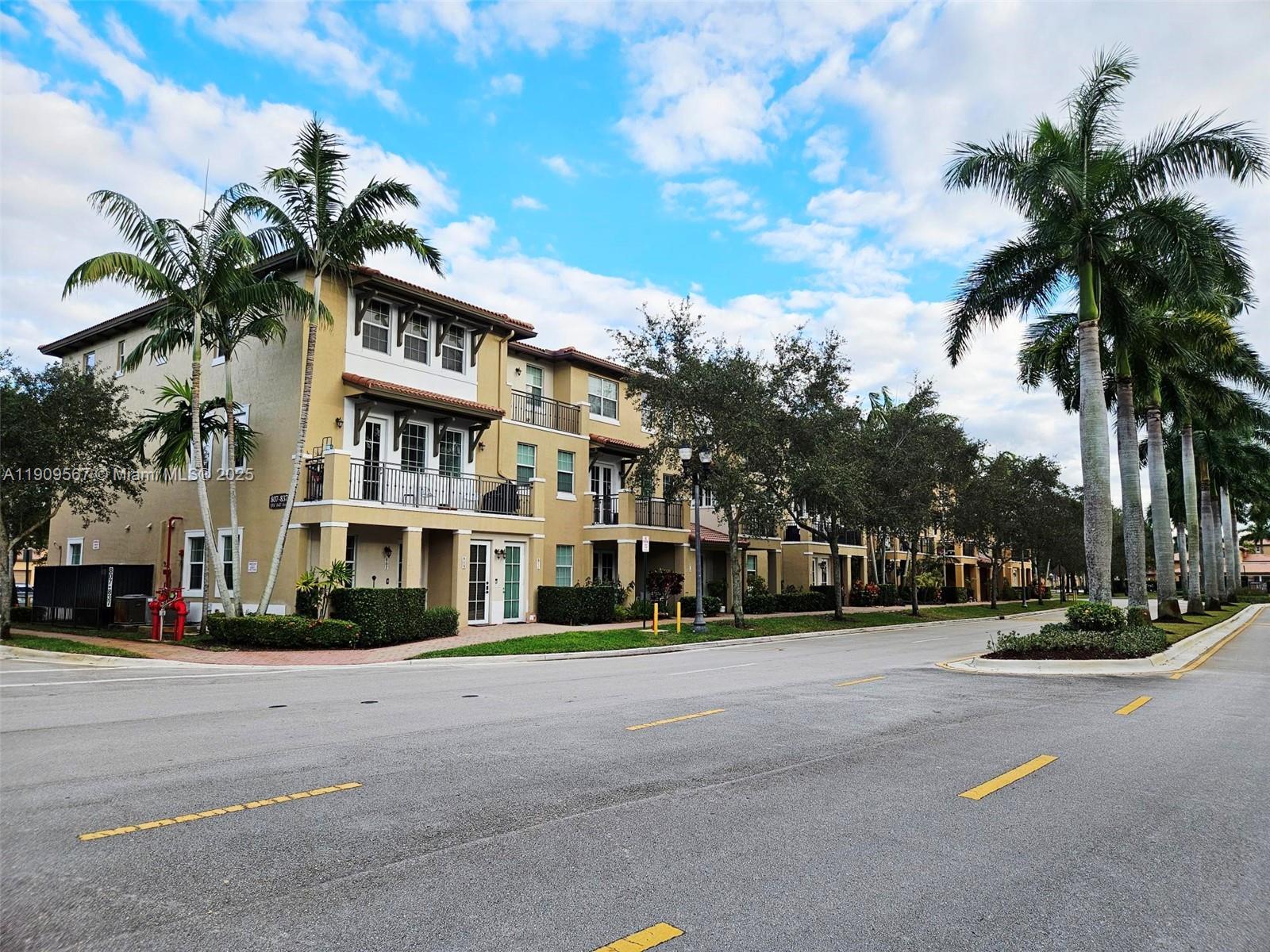COBBLESTONE II CONDO - Residential