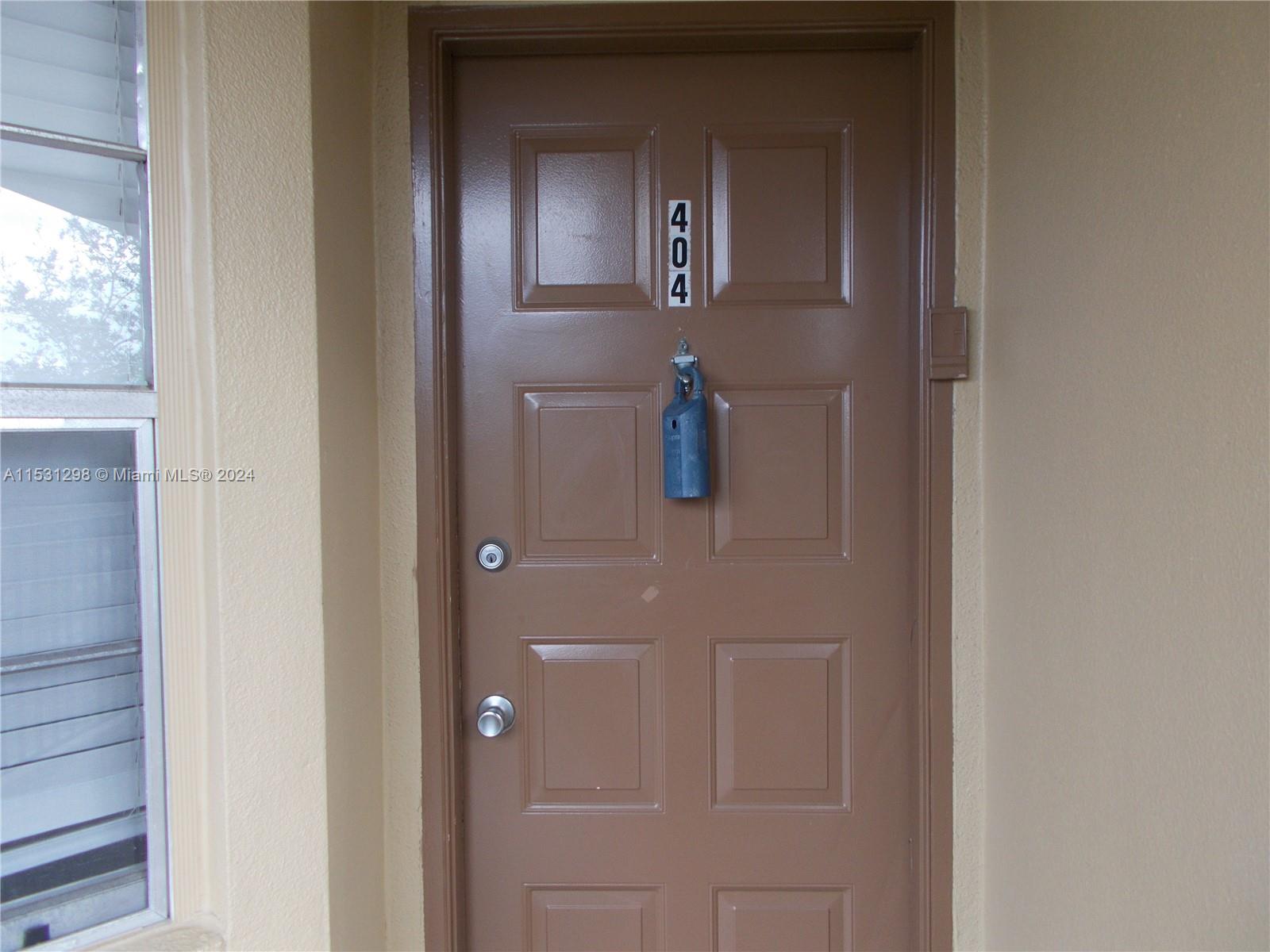 CAMBRIDGE AT CENTURY VILL - Residential