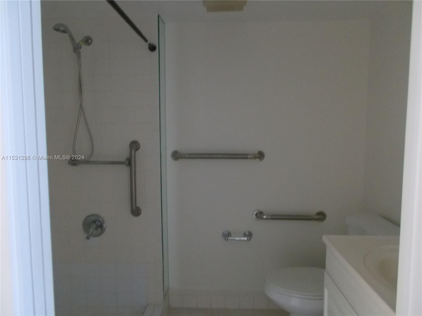 CAMBRIDGE AT CENTURY VILL - Residential