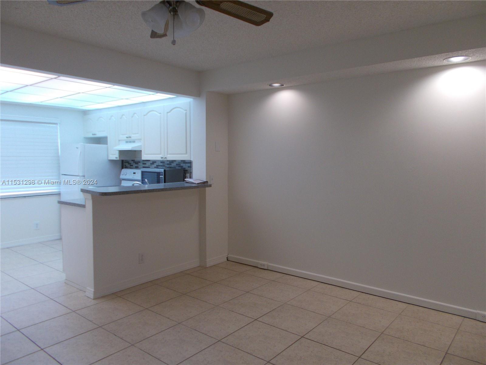 CAMBRIDGE AT CENTURY VILL - Residential