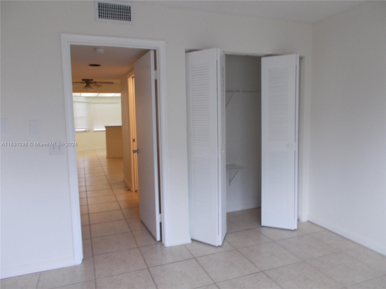 CAMBRIDGE AT CENTURY VILL - Residential