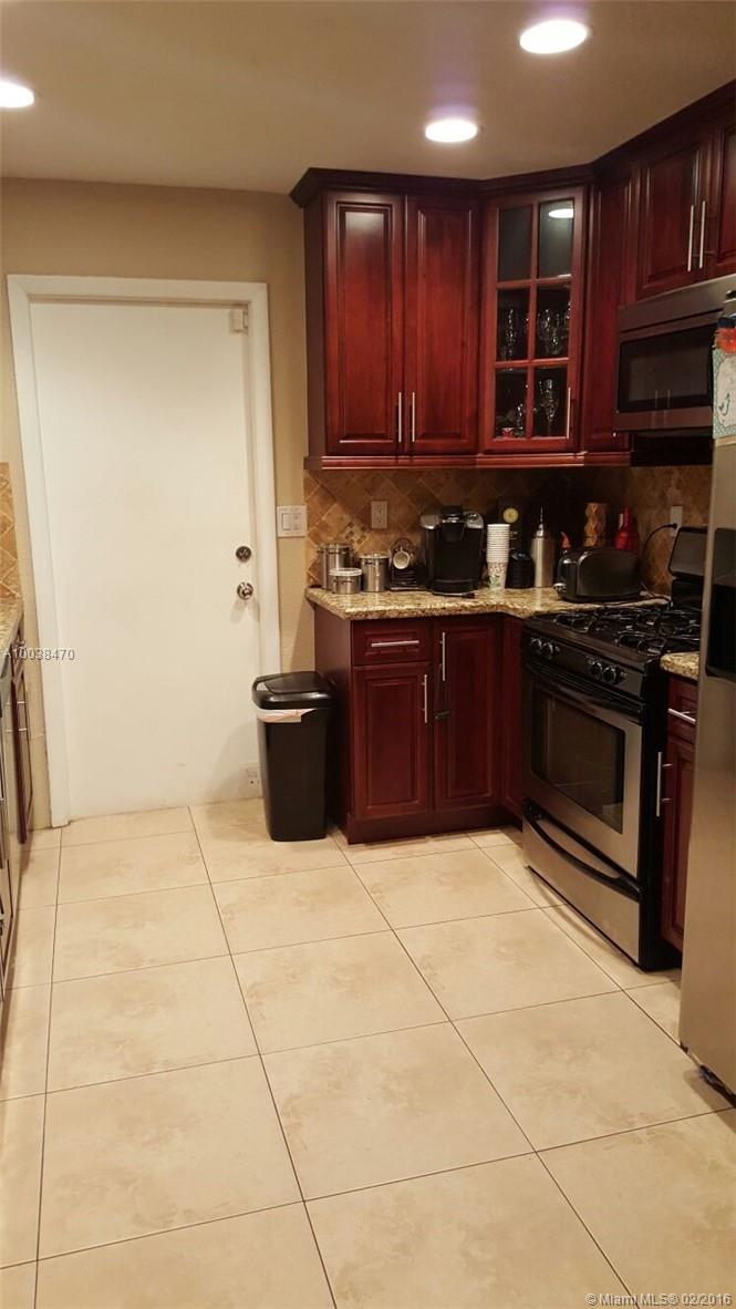 Winston Park Unit 04 - Residential