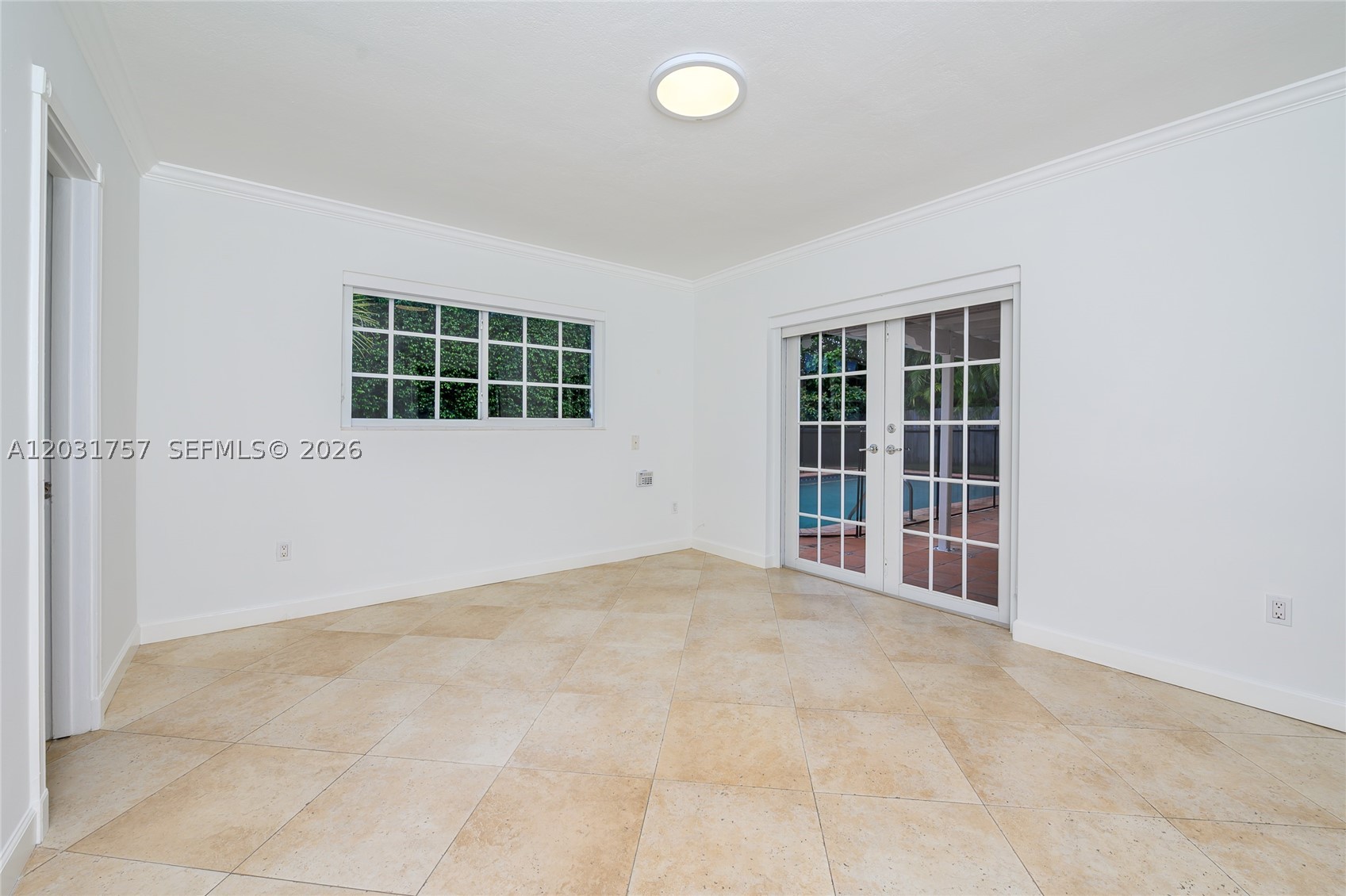 HIGHLAND LAKES SEC 4 - Residential Lease