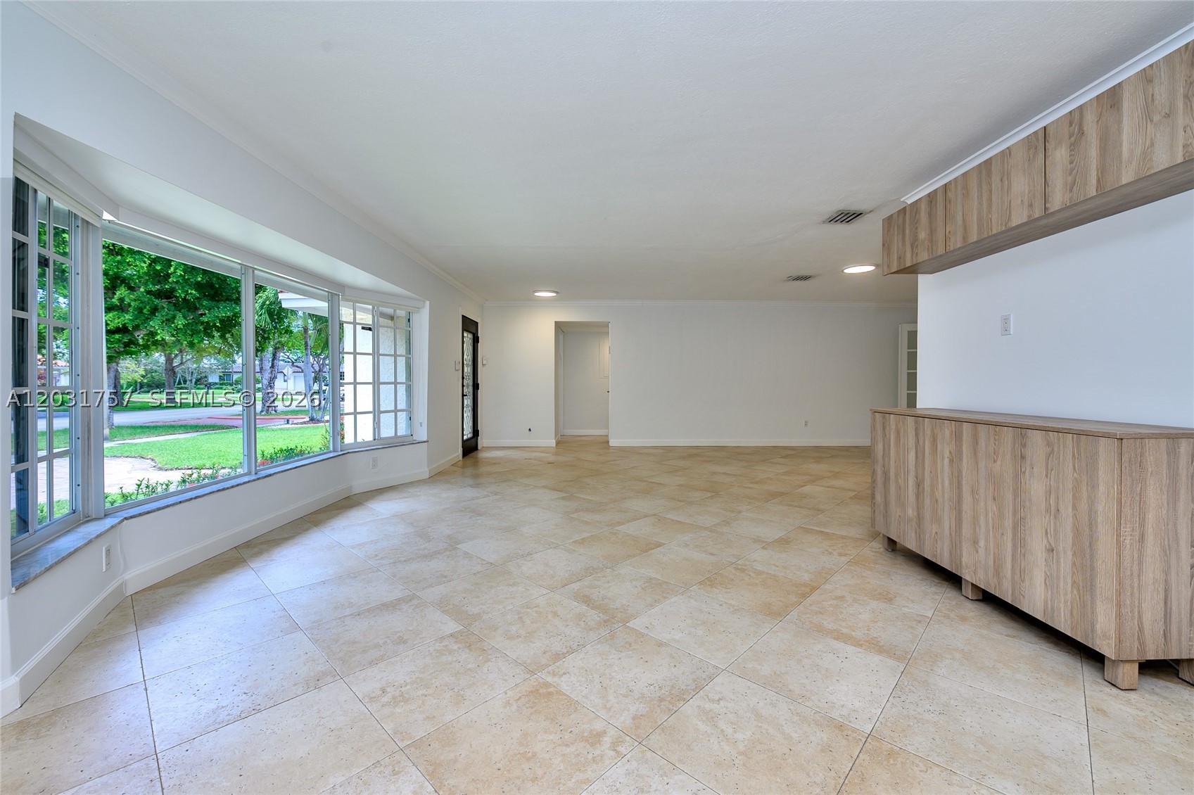 HIGHLAND LAKES SEC 4 - Residential Lease