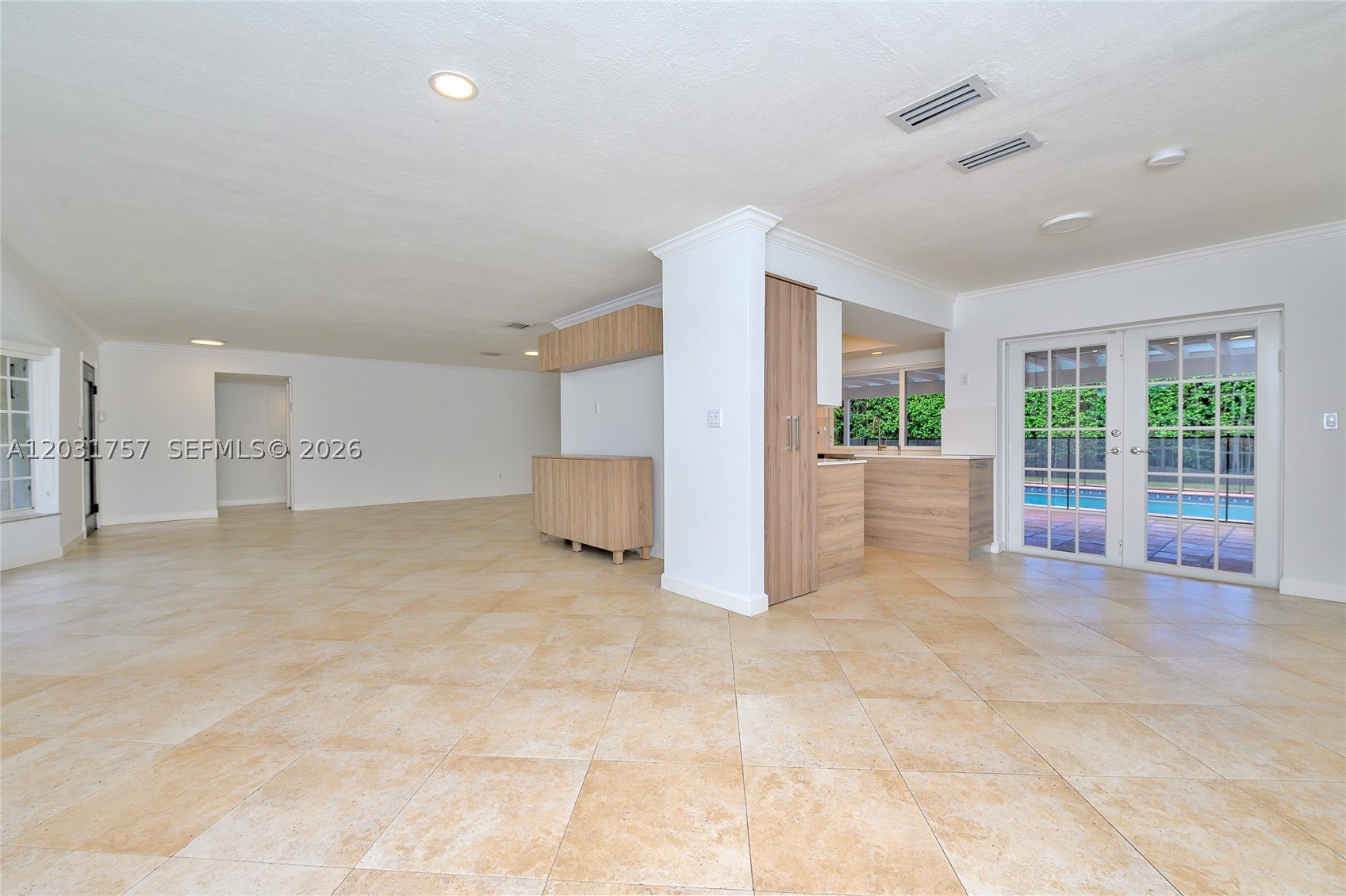 HIGHLAND LAKES SEC 4 - Residential Lease