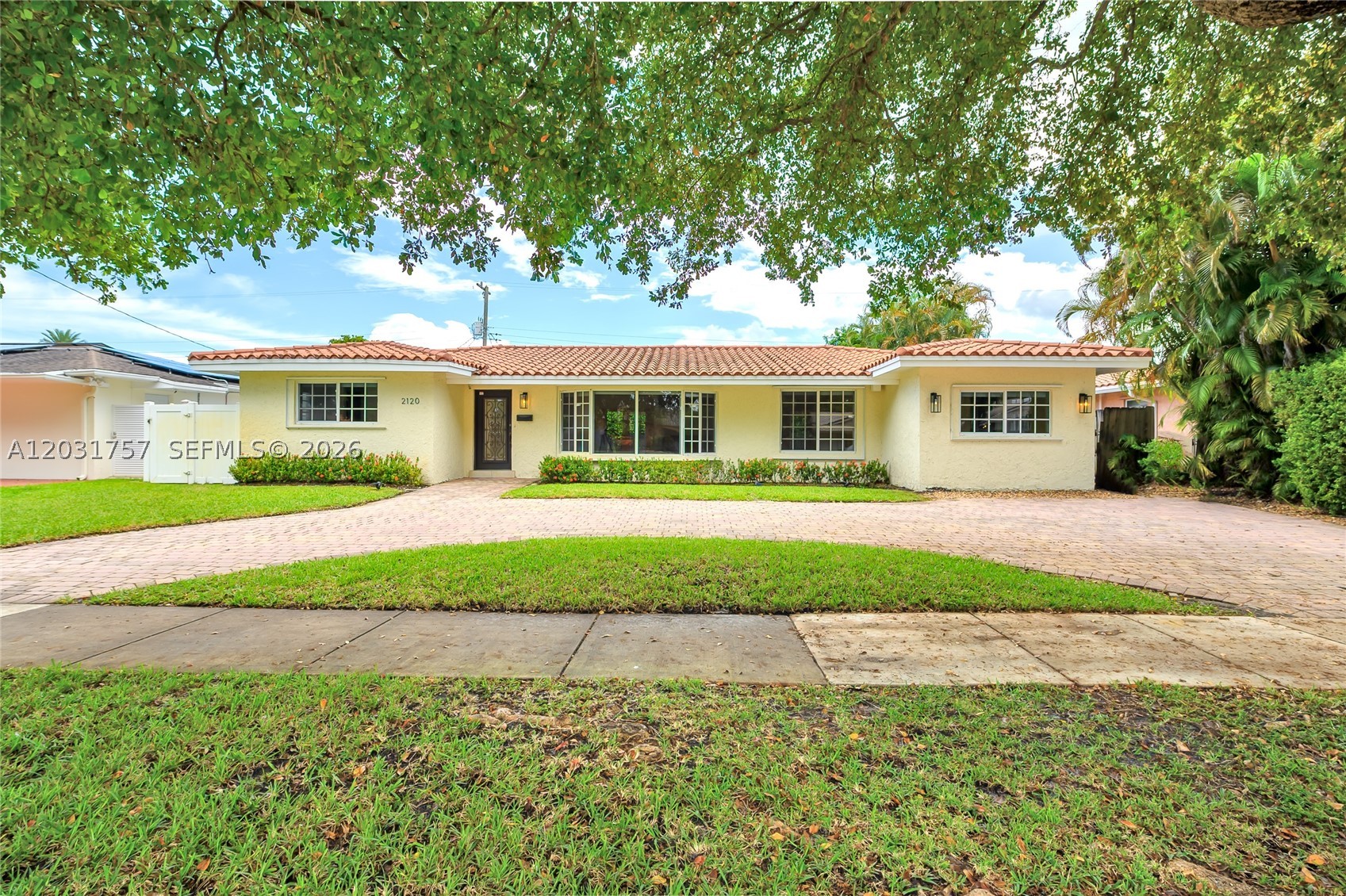 HIGHLAND LAKES SEC 4 - Residential Lease