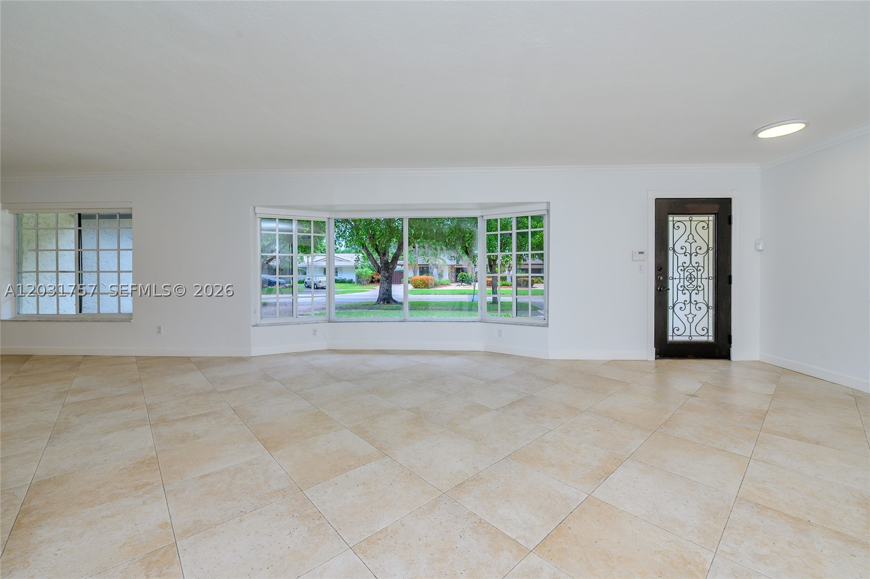 HIGHLAND LAKES SEC 4 - Residential Lease