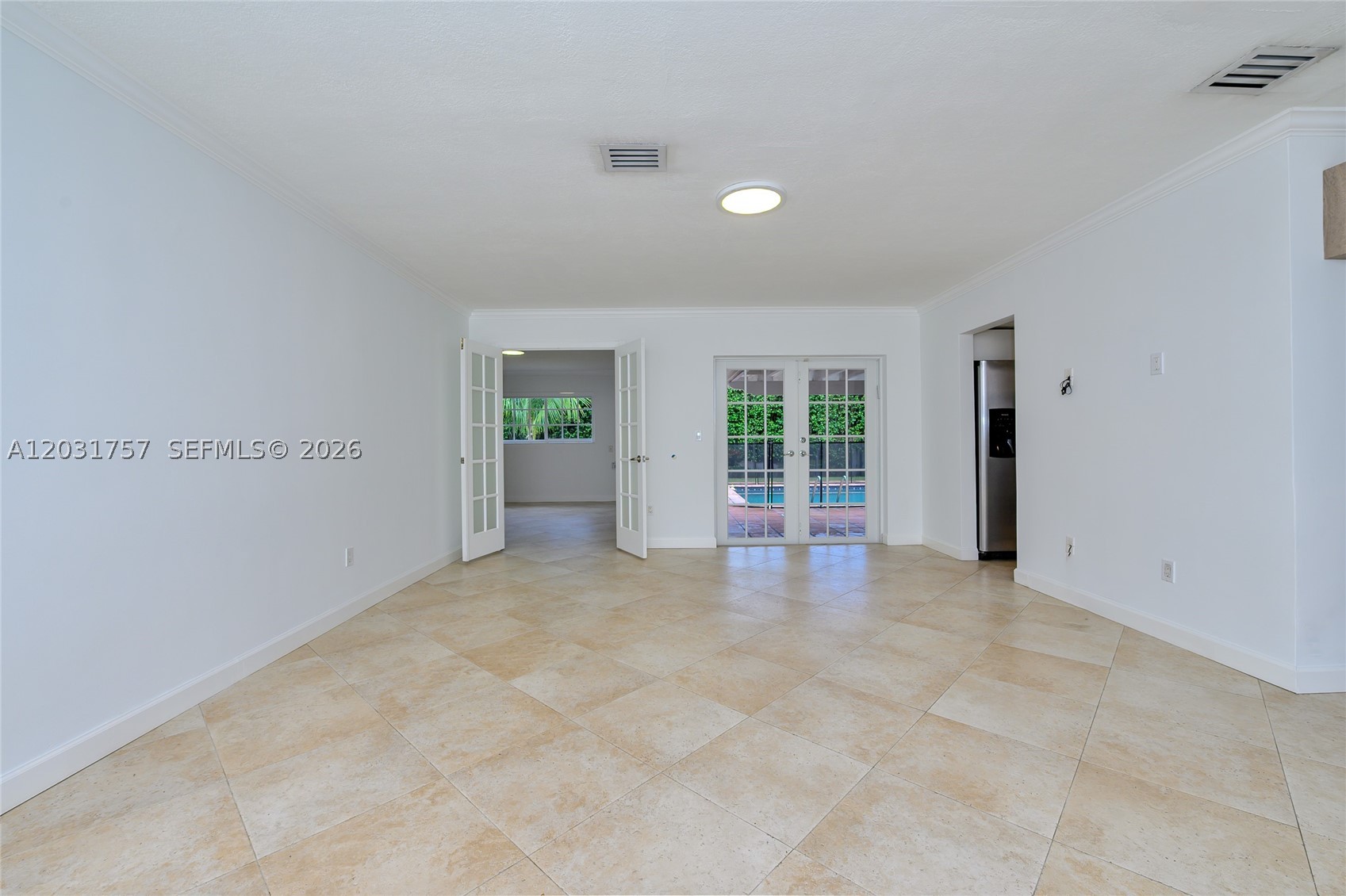 HIGHLAND LAKES SEC 4 - Residential Lease