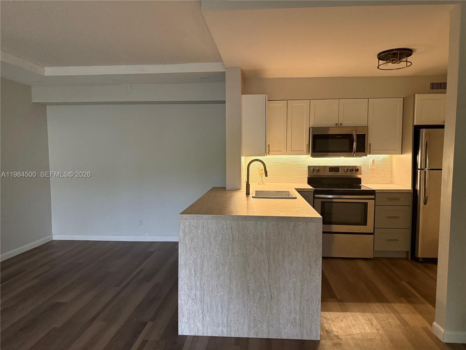 Price to sell!!! 2Bes/1Bath apartment located on the first floor, featuring a private garden view that offers a peaceful and relaxing atmosphere. Owner financing available. Flexible terms offered for qualified buyers. Contact listing agent for details.