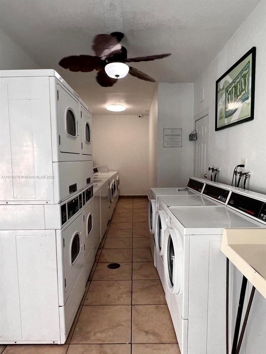 CLEAR LAKE PALMS CONDO - Residential