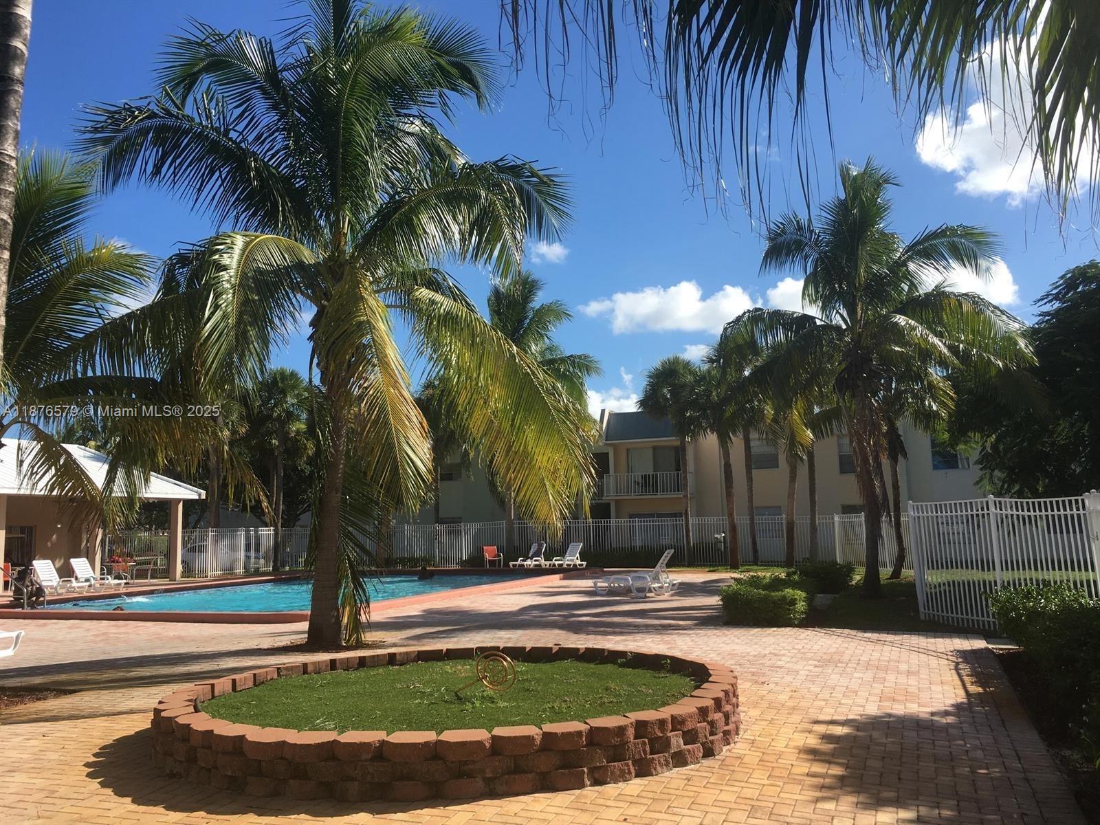 CLEAR LAKE PALMS CONDO - Residential