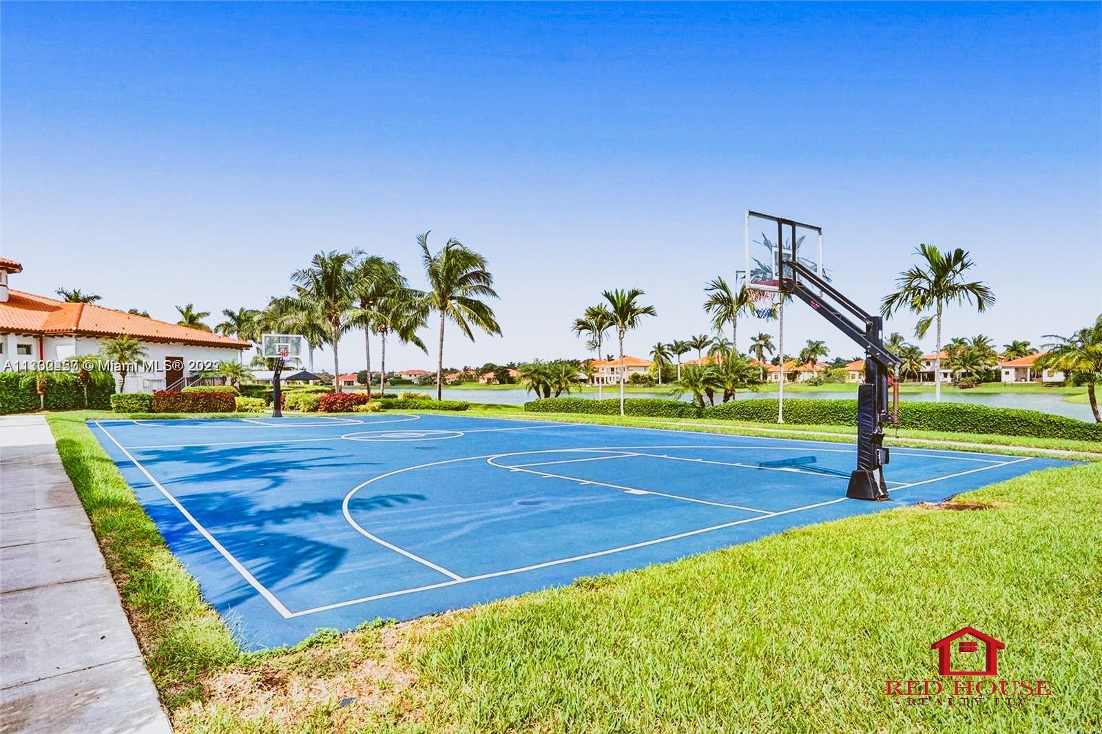 CUTLER CAY - Residential Lease