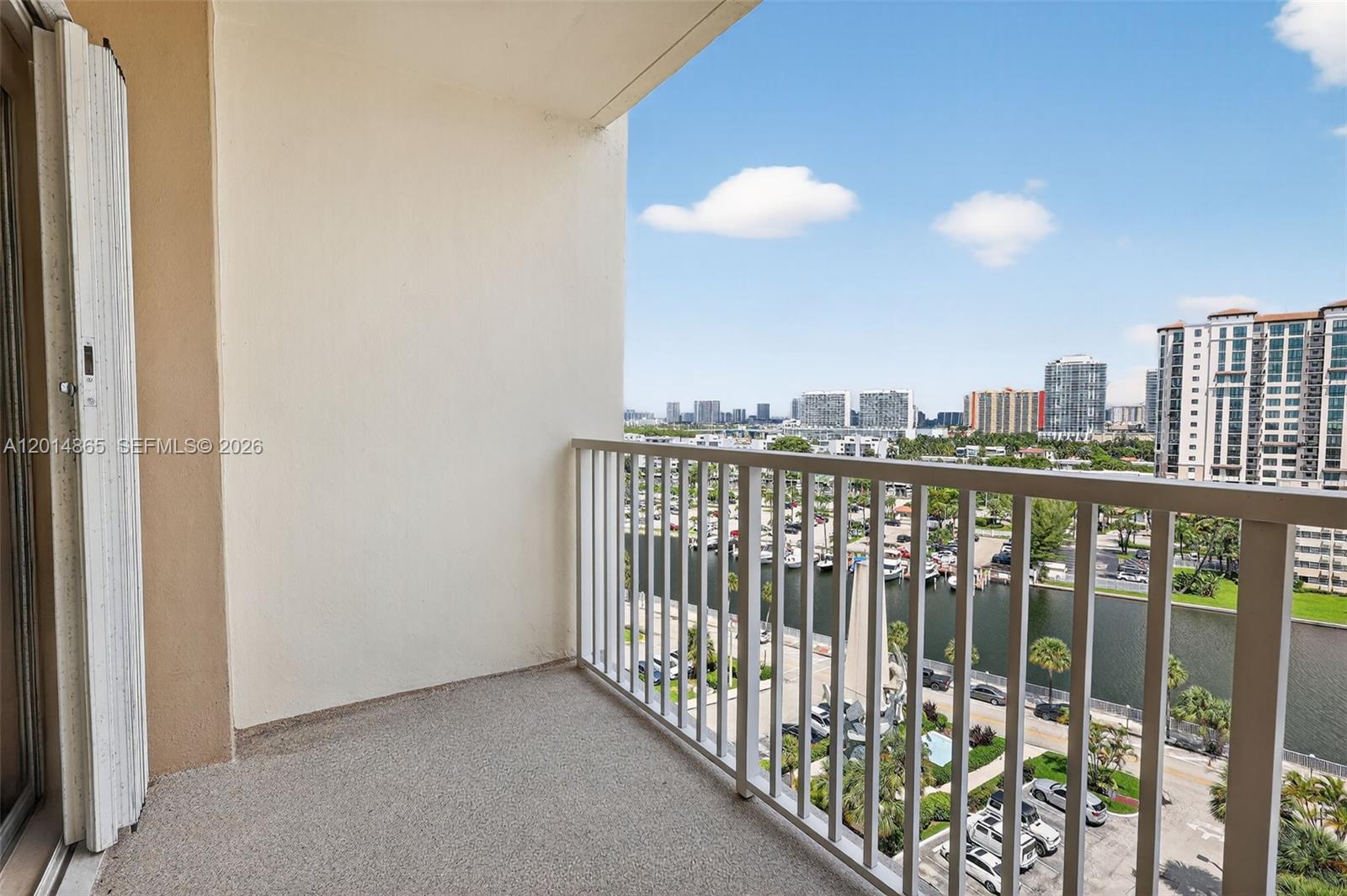 ARLEN HOUSE CONDO - Residential