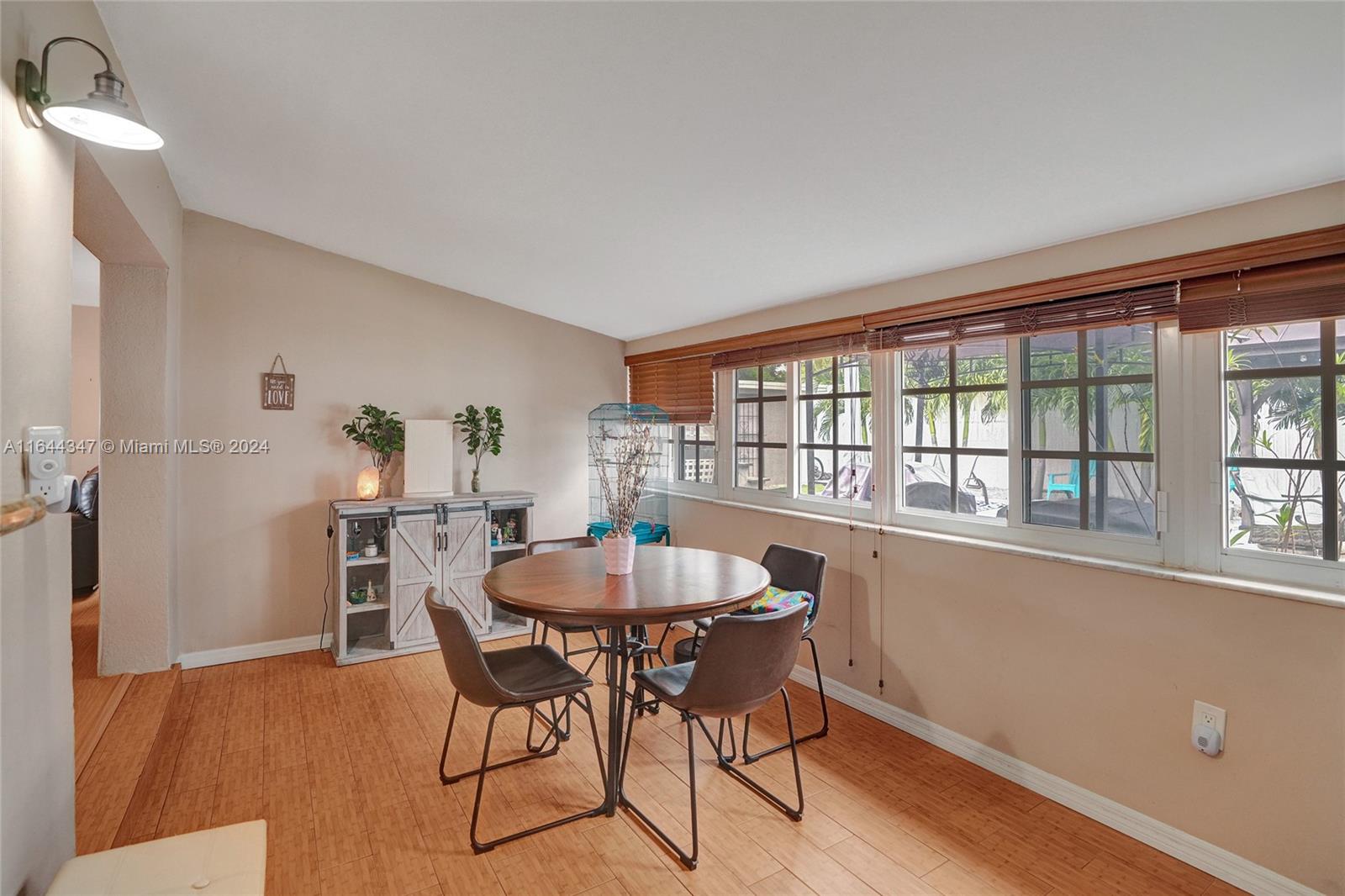 SCOTT LAKE MANOR SEC 7 - Residential