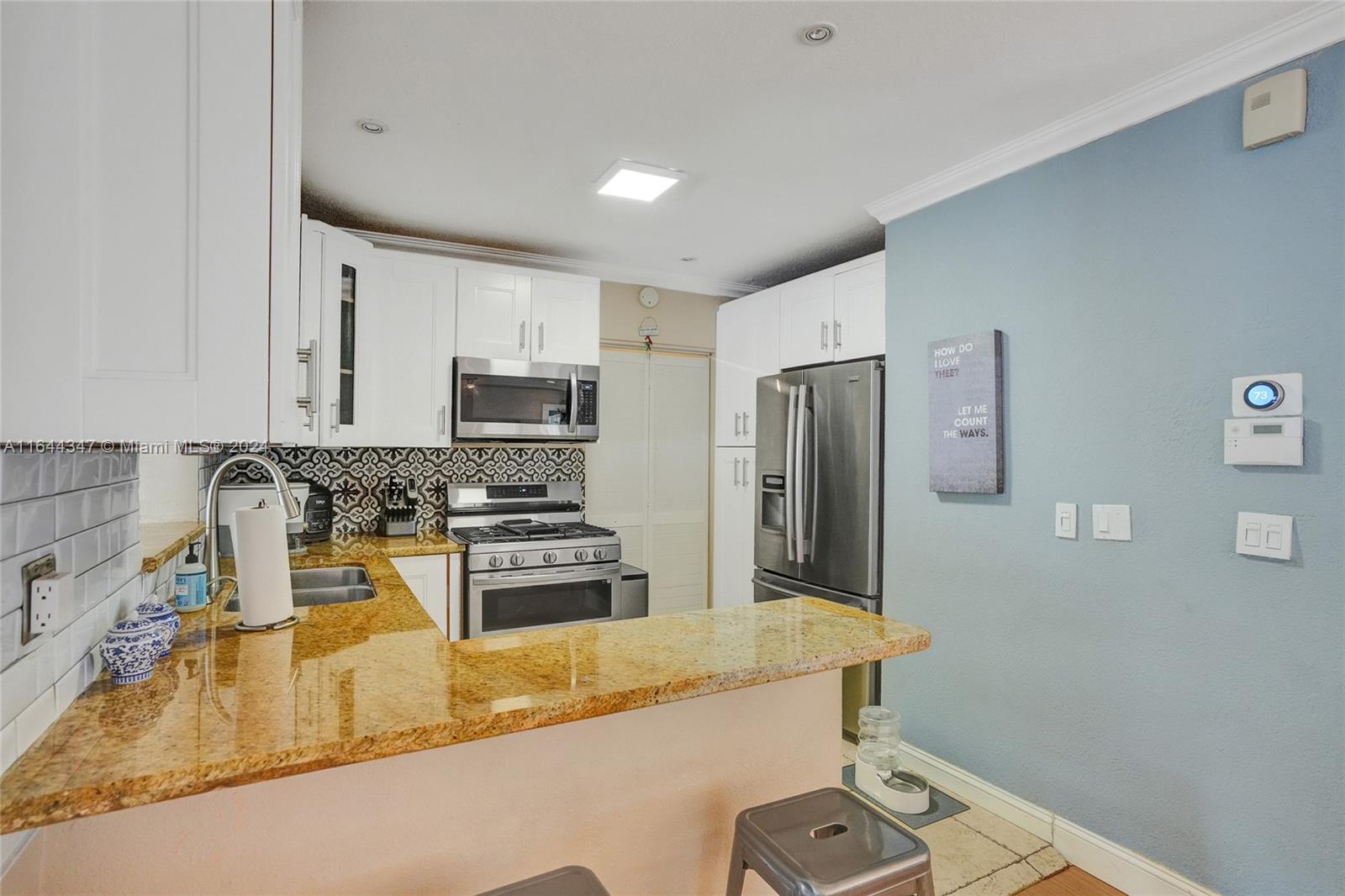 SCOTT LAKE MANOR SEC 7 - Residential