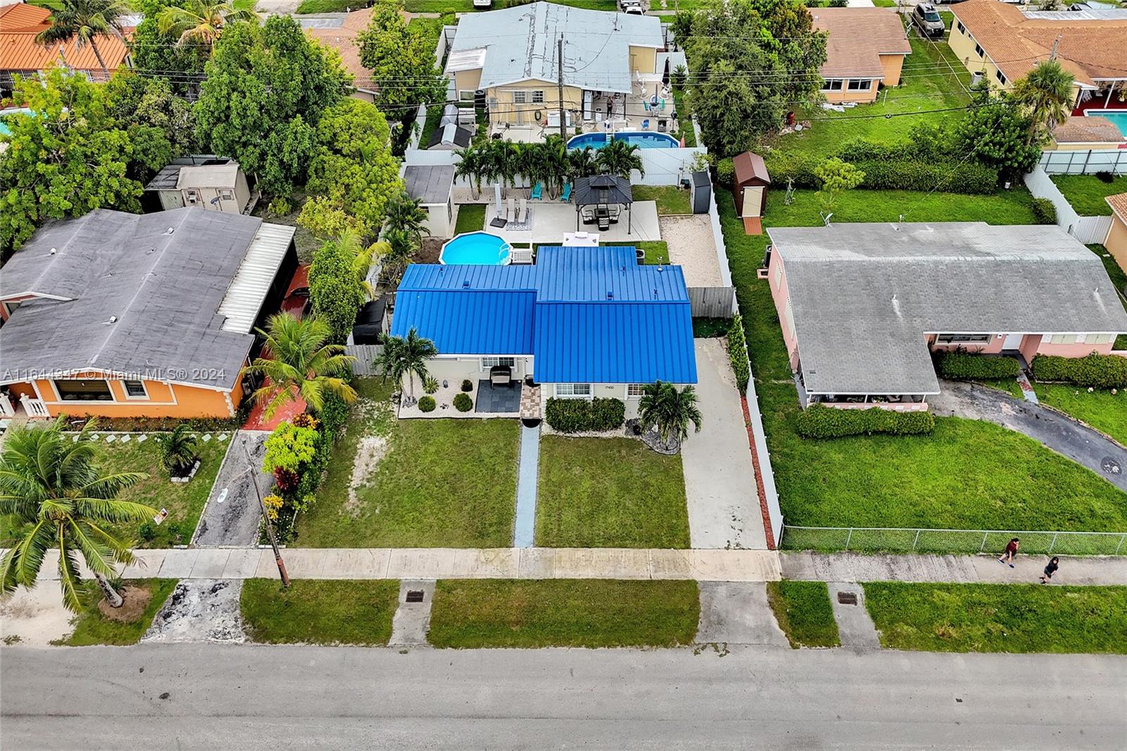 SCOTT LAKE MANOR SEC 7 - Residential